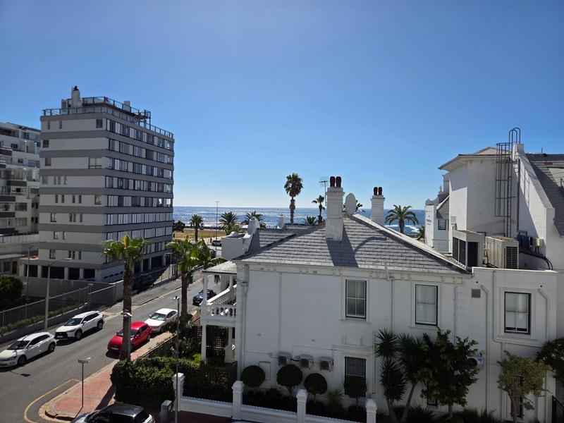 To Let 3 Bedroom Property for Rent in Sea Point Western Cape